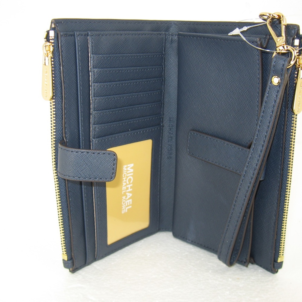 MICHAEL KORS JET SET DOUBLE ZIP WRISTLET WALLET - Picture 7 of 8